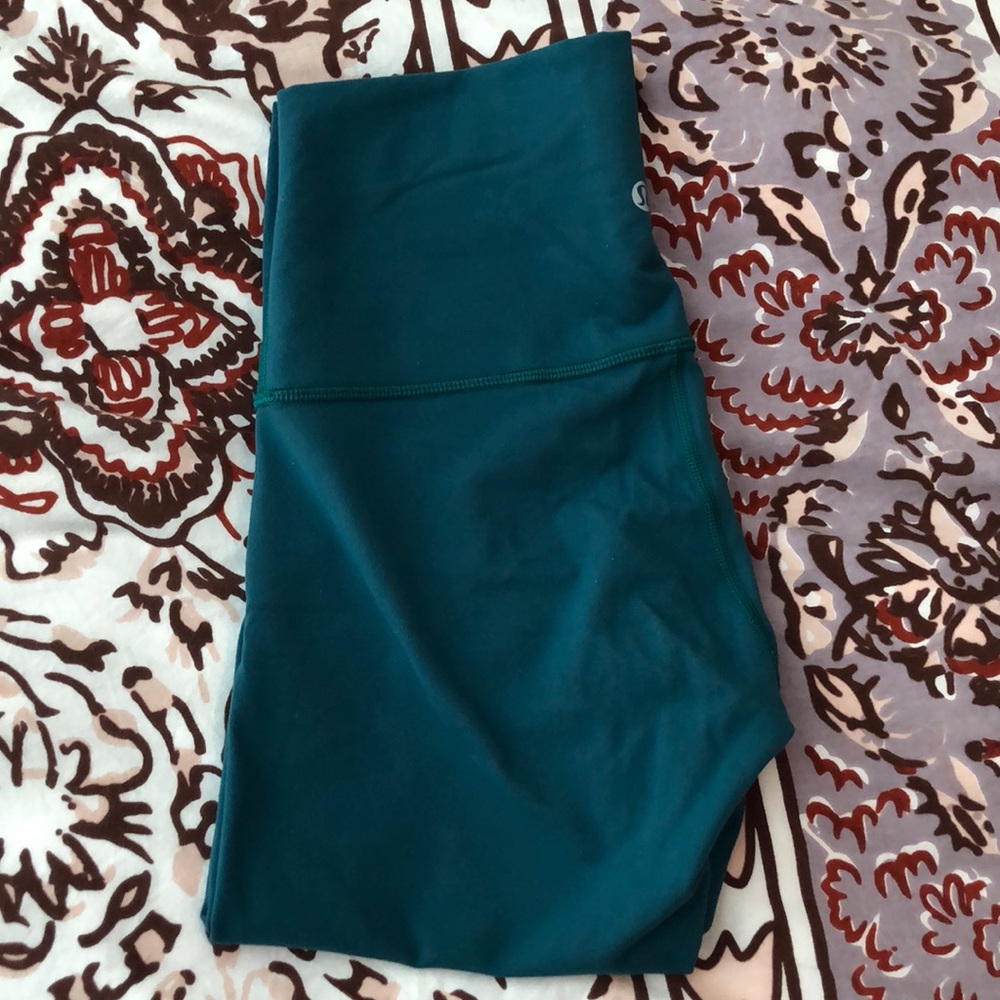 Full length lululemon yoga pants